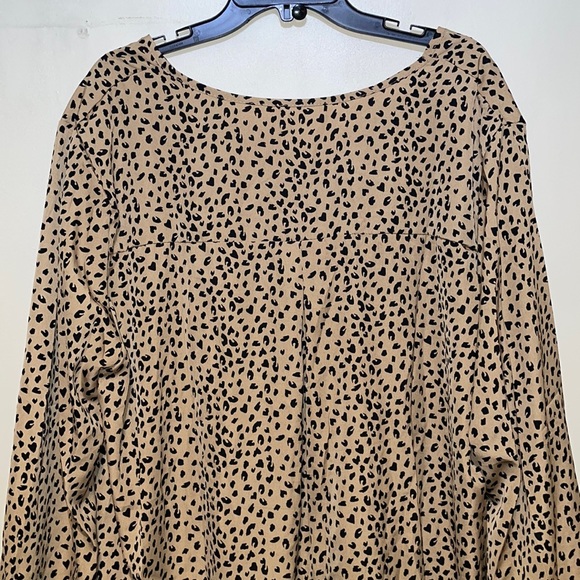 Cheetah Print Long Sleeve Tunic NWOT - Picture 5 of 8